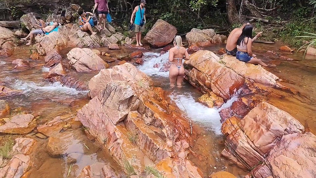 Luna Oliveira, Vagninho: scopando il culo della bomba sul sentiero della cascata con molto calore e adrenalina totale, siamo stati quasi catturati. vagninho e luna oliveira (AnalVids.com) fucking the hottie s ass on the waterfall trail with a lot of heat and total adrenaline, we were almost caught. vagninho e luna oliveira (Luna Oliveira, Vagninho)
