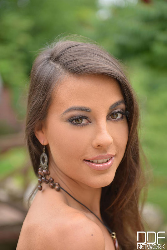 Vibrator Play Date - Latina Honey Please Her Cunny #1