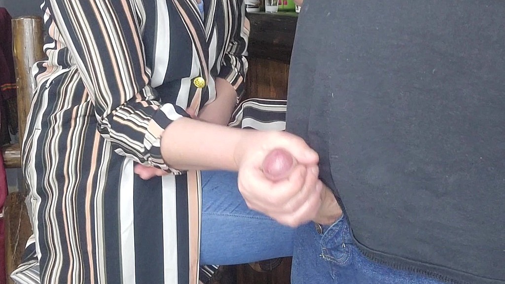 stepmom handjob (Redsparow3434, Lenaliscious) stepmom handjob (Redsparow3434, Lenaliscious)