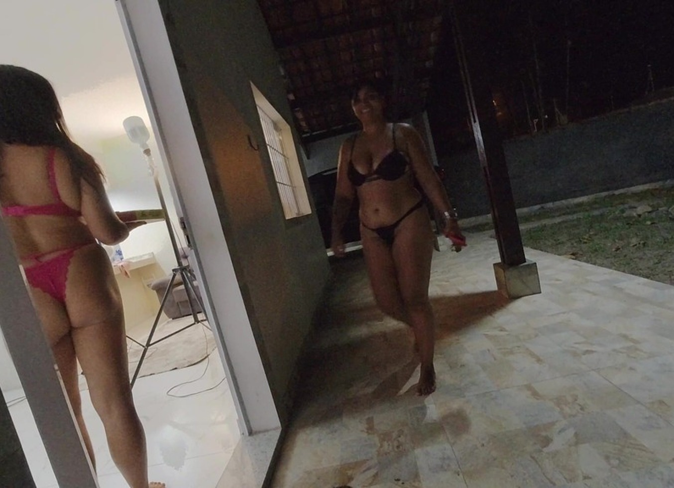 Entrega De Pizza, Entrega De Rola! Raquel Sentando E Levando No Rabo!