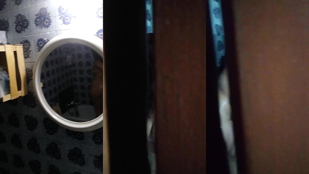 spying stepsis in the shower (Ana b, Dragongalaxy11) spying stepsis in the shower (Ana b, Dragongalaxy11)