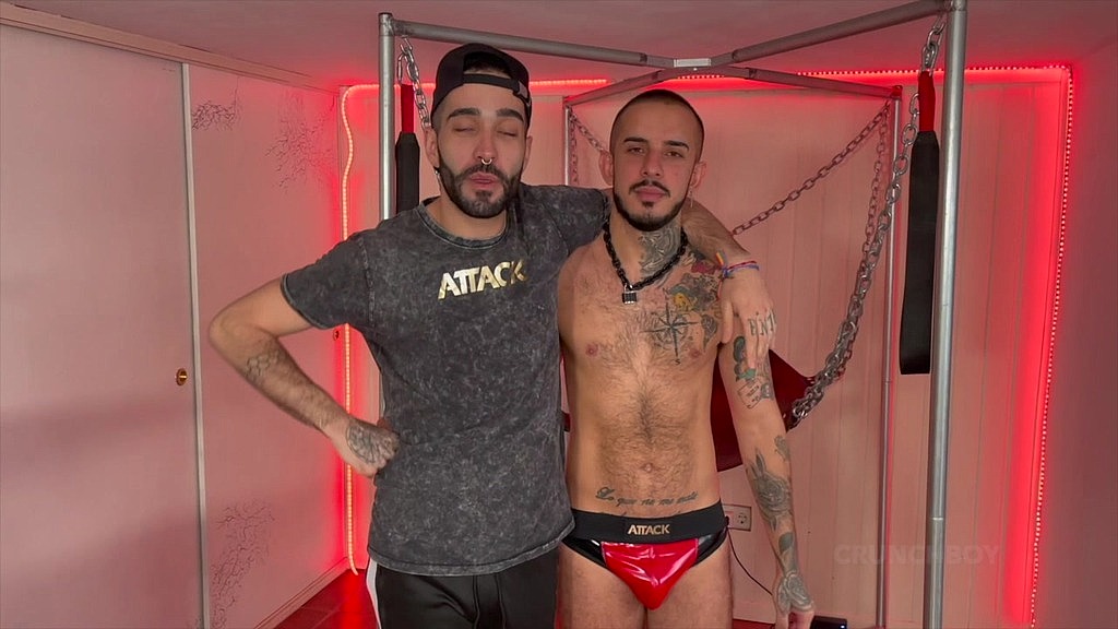 spanish boy fucking bareback in backroom in fetish outfits (Kalil, Crunch Rafamarco, Gitano xxl) spanish boy fucking bareback in backroom in fetish outfits (Kalil, Crunch Rafamarco, Gitano xxl)