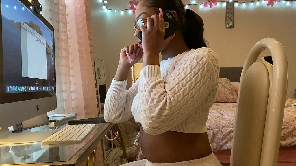 had to squirt working from home ? (LoyaltyNRoyalty) had to squirt working from home ? (LoyaltyNRoyalty)