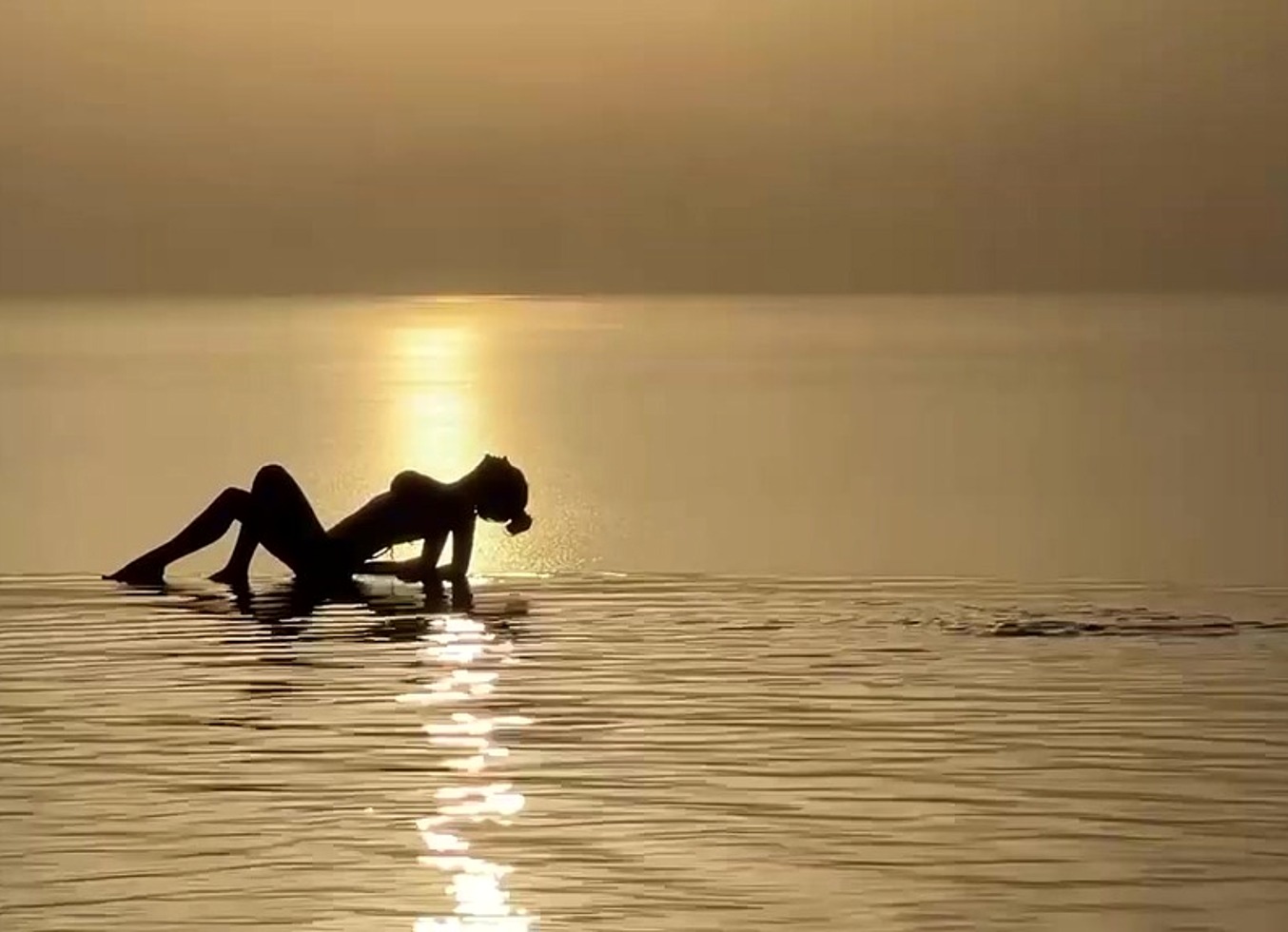 Monika Fox Esthetic Posing In The Sea