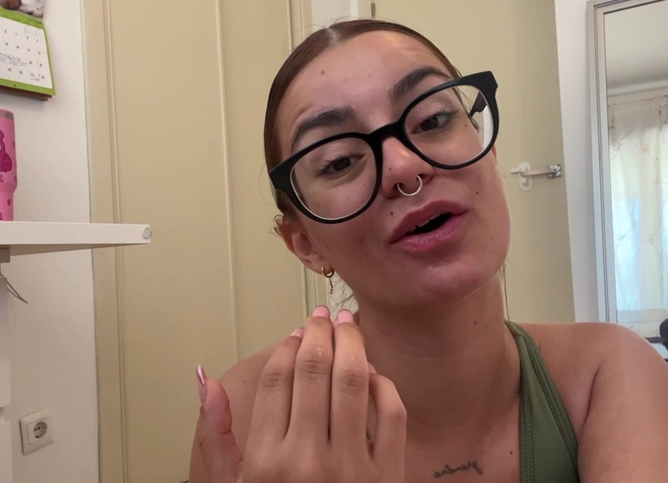 Personal Trainer With Big Ass Helps Me - Jun 03, 2025
