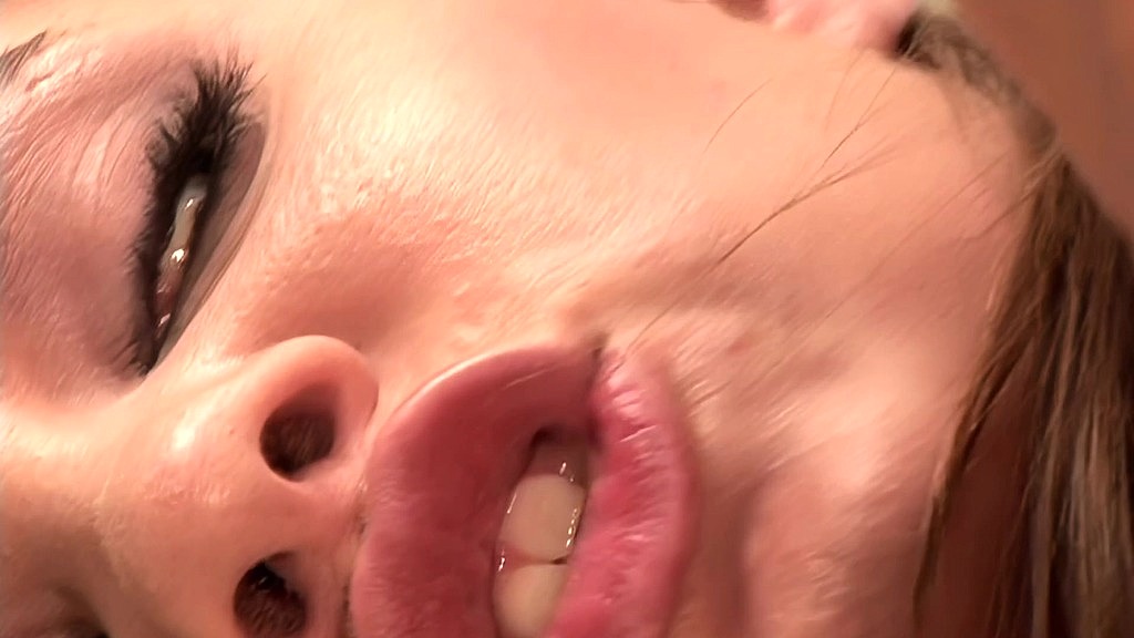 Bareback whores Sammy Jayne and Gemma Massey