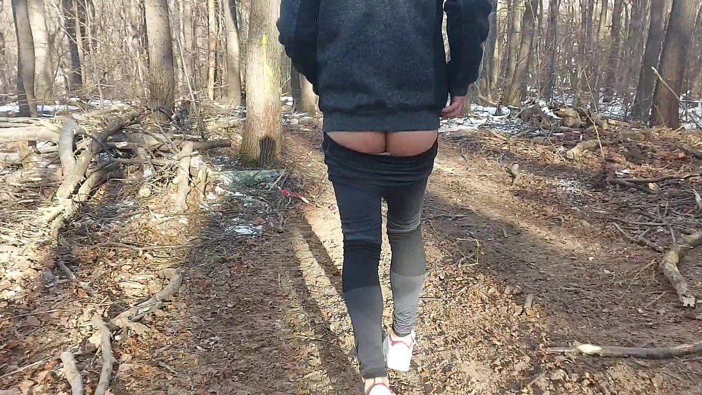 that likes sex in forest (Quinn Way) that likes sex in forest (Quinn Way)