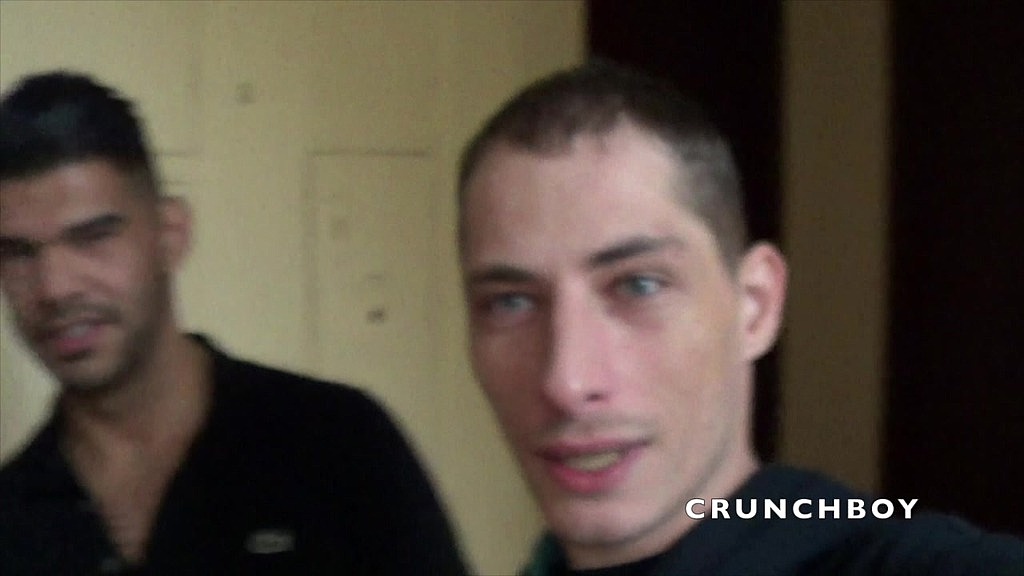 il donne son cul a un latino avec une tres gross bite (JESS ROYAN, Avec Leon Xxl) il donne son cul a un latino avec une tres gross bite (JESS ROYAN, Avec Leon Xxl)