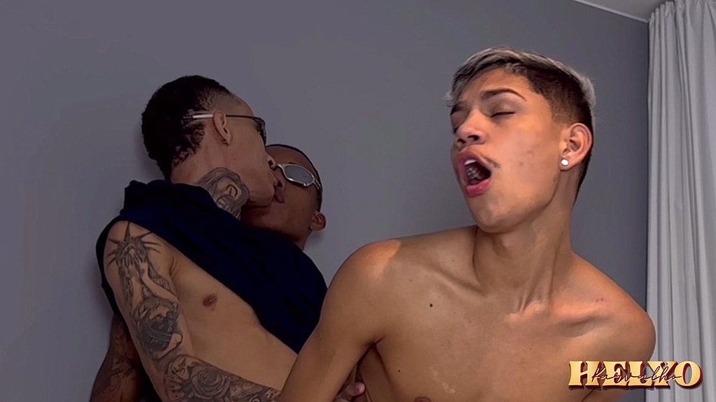o novinho foi se vingar porque comi o cuzinho dele, ele trouxe um negao bahiano pra eu aprender a nao comer mais o cuzinho do novinho sozinho. levei no cu tambem, rolou ate dp (filme completo) (Helyo Carvalho, Joao Hot, Jair Allves) o novinho foi se vingar porque comi o cuzinho dele, ele trouxe um negao bahiano pra eu aprender a nao comer mais o cuzinho do novinho sozinho. levei no cu tambem, rolou ate dp (filme completo) (Helyo Carvalho, Joao Hot, Jair Allves)