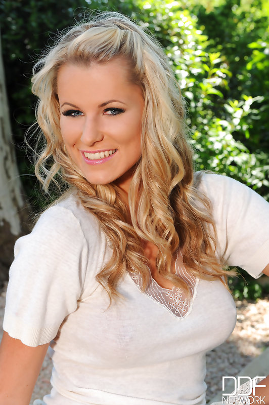 Time to Eat This Pussy! #3