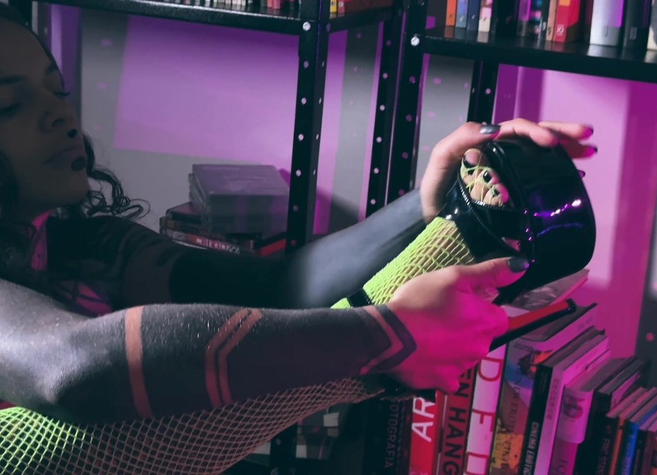 My Feet Are Ready For Your Face