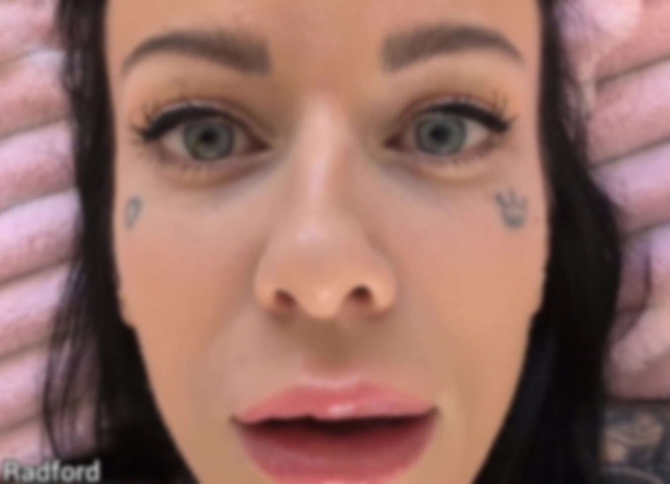 Make Love To Me Look Into My Eyes