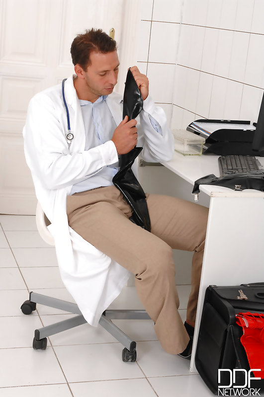 Doctor's Strange Therapy [Pt 1] #5