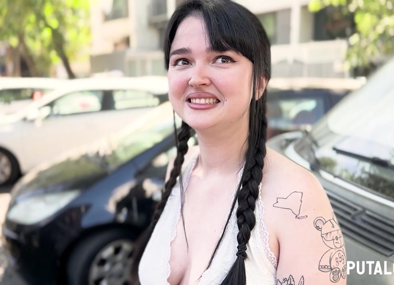 Putalocura - Morena De Tetas Grandes Espanola Traga Leche De Su Novio En Pillada