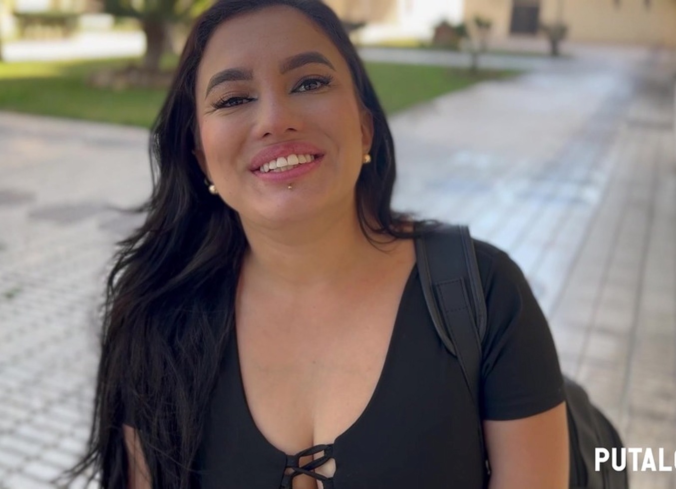 Putalocura - Torbe Pilla a La Exuberante Sofia Ruiz y Se Corre En Su Boca