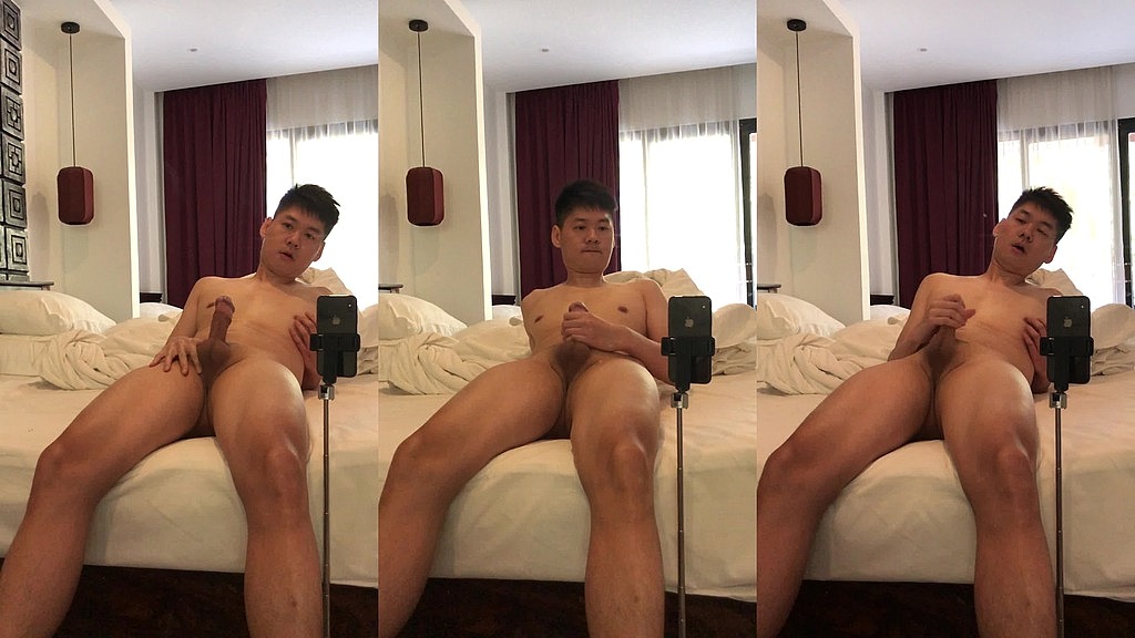 recording myself masturbating in mirror (Bongli2) recording myself masturbating in mirror (Bongli2)