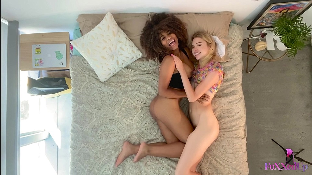 chesty lesbian jenna foxx and curvy babe chloe cherry finger fuck! (Chloe Cherry, Jenna Foxx) chesty lesbian jenna foxx and curvy babe chloe cherry finger fuck! (Chloe Cherry, Jenna Foxx)