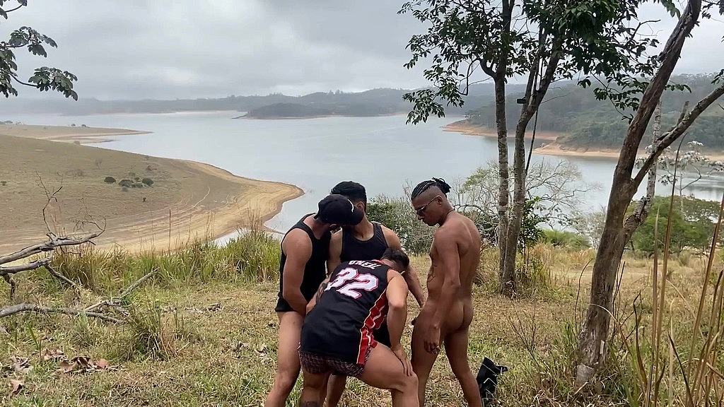 os puto trilheiros ficaram no tesao na beira da represa e fizeram uma orgia com muito sexo e putaria (Junior Delao, Anthony Albuquerque, Kadu Soares, Diholiver25) os puto trilheiros ficaram no tesao na beira da represa e fizeram uma orgia com muito sexo e putaria (Junior Delao, Anthony Albuquerque, Kadu Soares, Diholiver25)