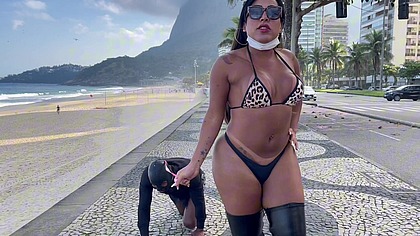 Aylla gattina levando seu submisso para da um passeio na orla