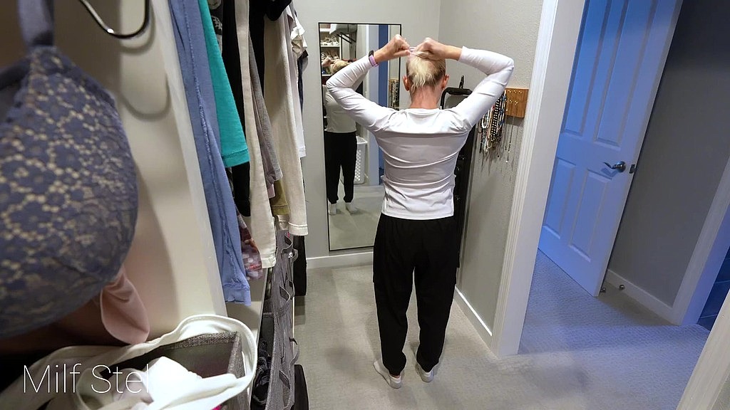 watch me while i change - fashion fetish e27 - milf stella (Milf Stella) watch me while i change - fashion fetish e27 - milf stella (Milf Stella)
