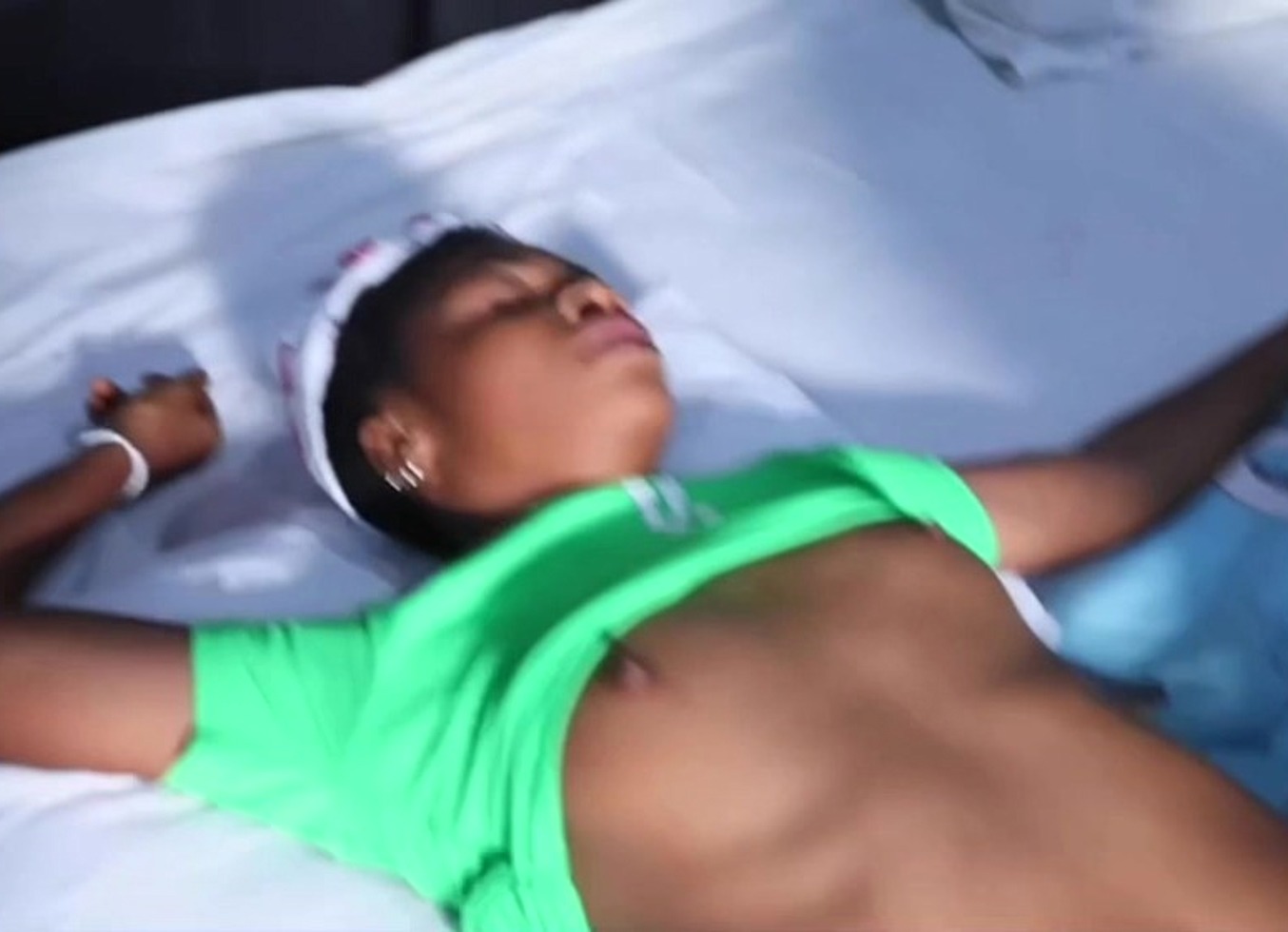 Ebony Tiny Slut From The Hood Got Pounded To Stupor Full Video
