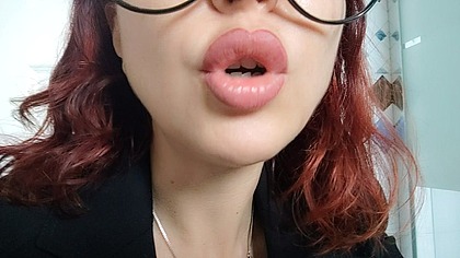 sexy secretary-lavinia la porca per Cris