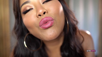 VOLATILE KISSES feat ASTRODOMINA