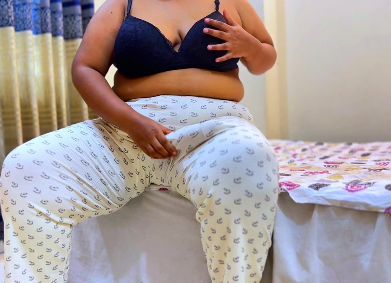 Hot Stepmother With Big Fat Dick Masturbat Was Caught By Stepson BBW Anippe Try Girl To Shemale