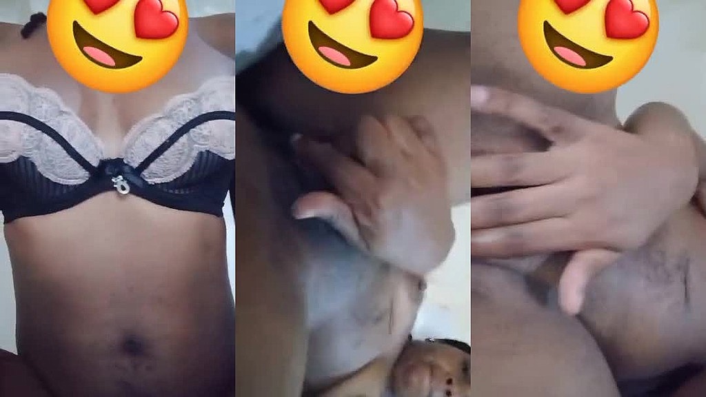 ebonychocpussy мастурбує (Ebonychocpussy) ebonychocpussy masturbating (Ebonychocpussy)