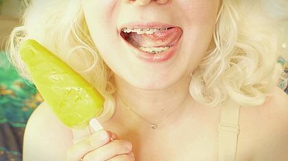 food fetish video- ASMR