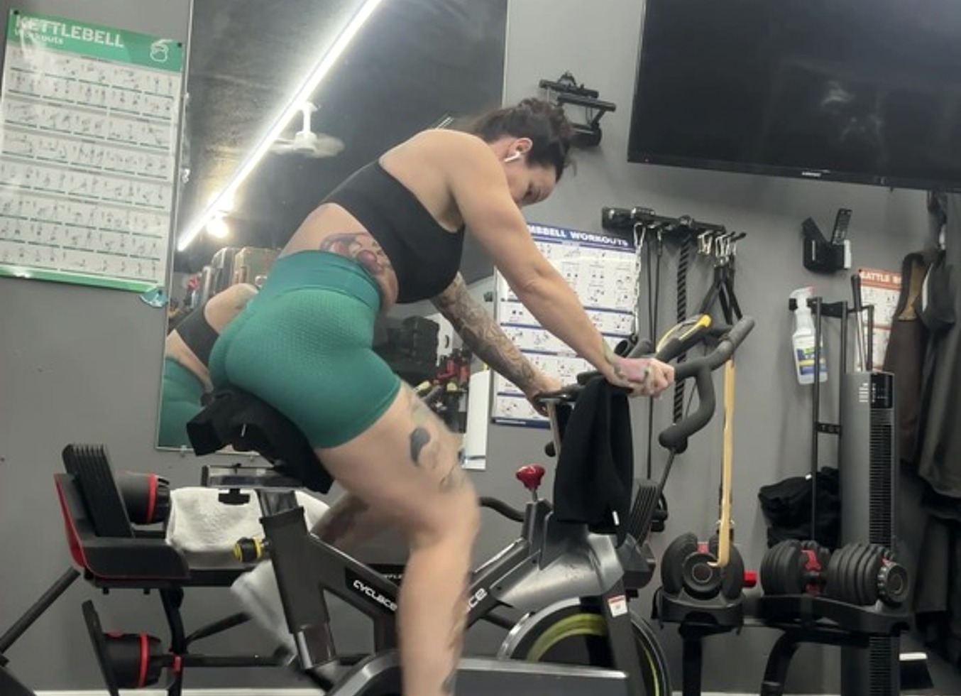 Home Workout And Titty Flash