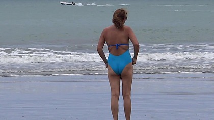 Real video, my wife makes me cuckold for the first time on the beach with my best friend