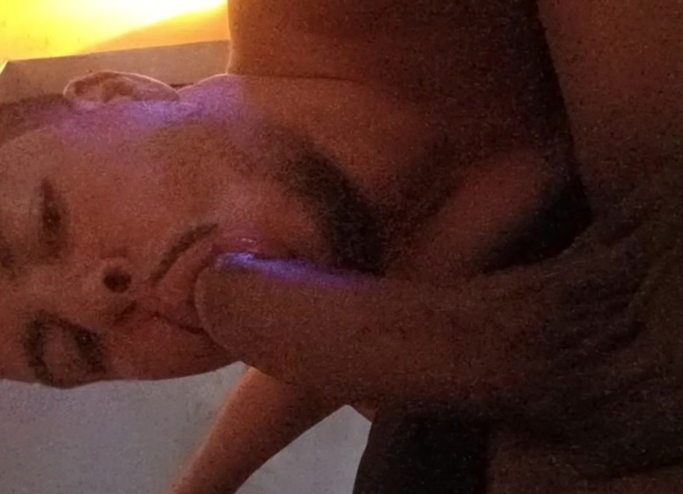 O Boyzinho Chegou Mostrando Como Chupar Uma Bela Rola