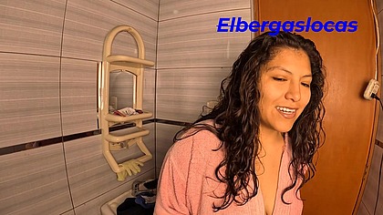 Me rogo que le hiciera un hijastro, pero ella luego dijo que queria que me corra atras, que era mas eficiente.