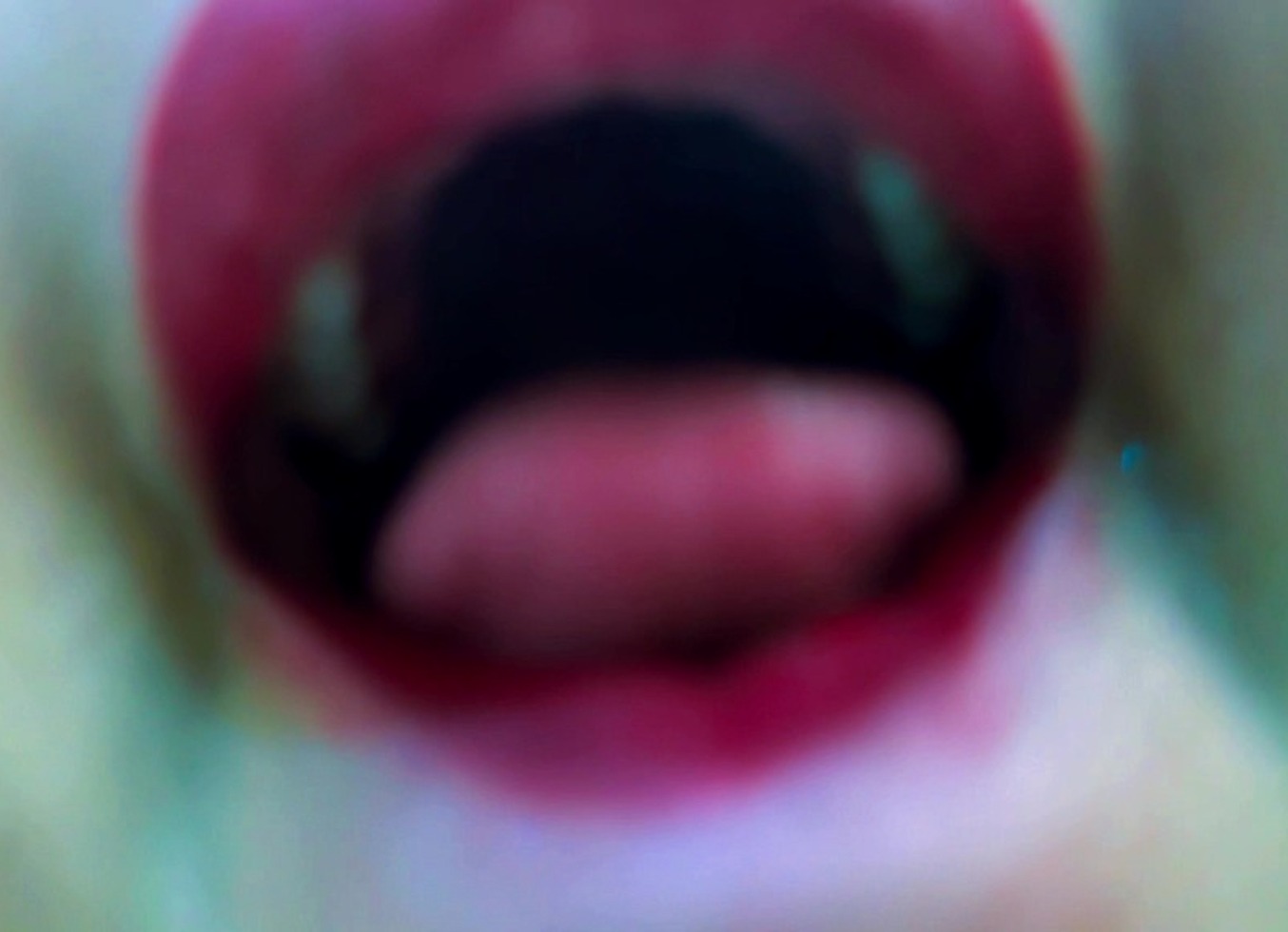 Arabian Hot Cute 19+ Girl Want Random Cock She Want Suck Because She Is Alone - Sexy Big Red Lips