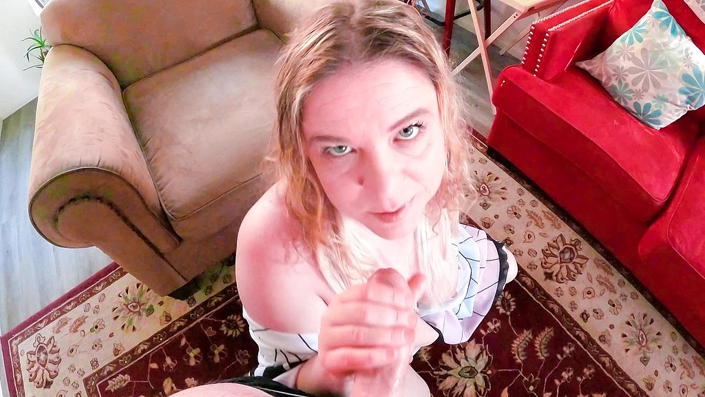 la matrigna e il figliastro realizzano accidentalmente un film di sesso (Erin Electra, Matthias Christ) stepmom and stepson accidentally make a sex movie (Erin Electra, Matthias Christ)