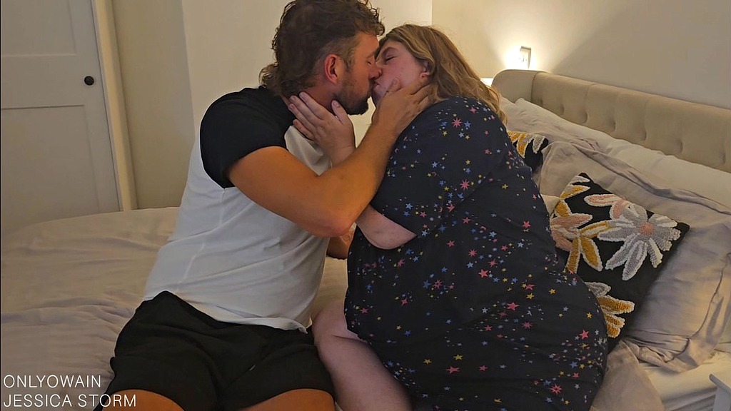 my older neighbour loses her virginity (Onlyowain, Jessica storm) my older neighbour loses her virginity (Onlyowain, Jessica storm)