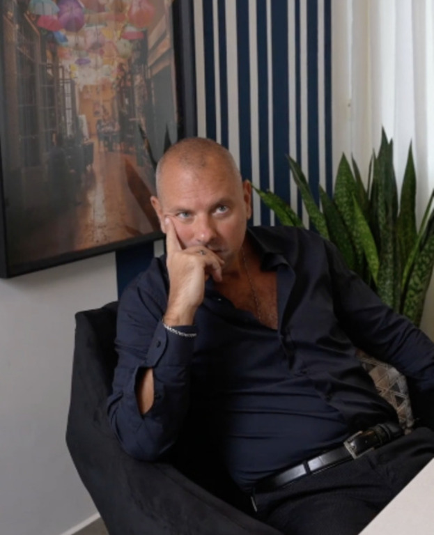Leo Casanova