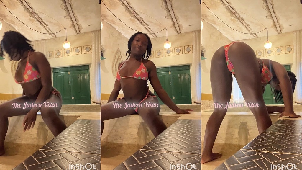 teasing myself in public pool (Jadera Vixen) teasing myself in public pool (Jadera Vixen)