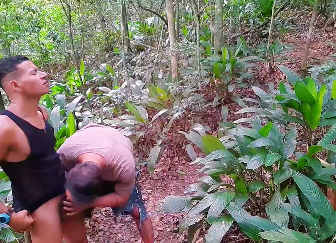 Horas No Parque Publico Transando Com Desconhecidos