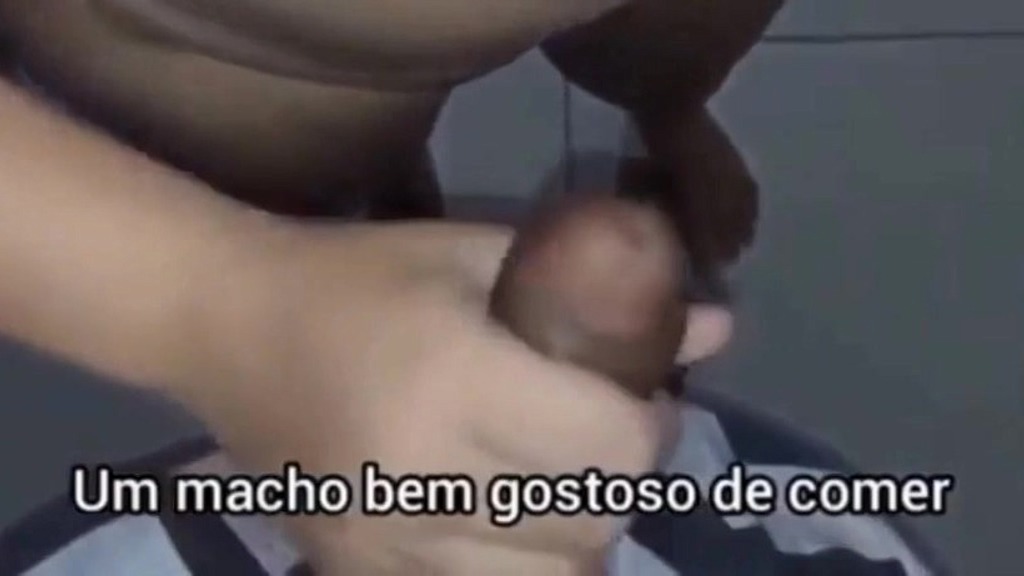 ela me fez um boquete e me humilhou me chamando de corno (Negaodotado, Branquinhadenegao) ela me fez um boquete e me humilhou me chamando de corno (Negaodotado, Branquinhadenegao)