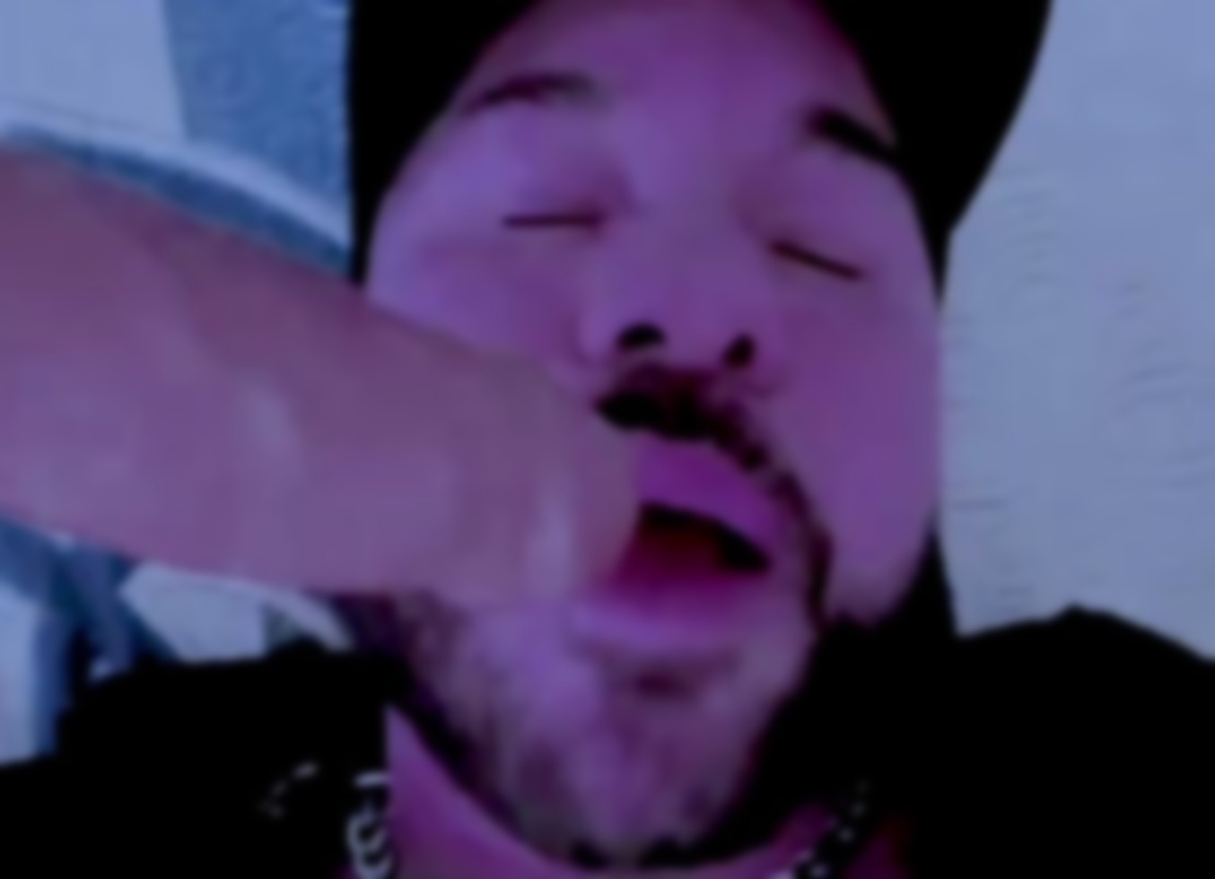 Por Dinero Este Mexicano Se Deja Grabar En Video Siendo Humillado Como Puto Maricon