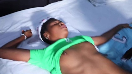 Ebony Tiny slut from the hood got pounded to stupor full video
