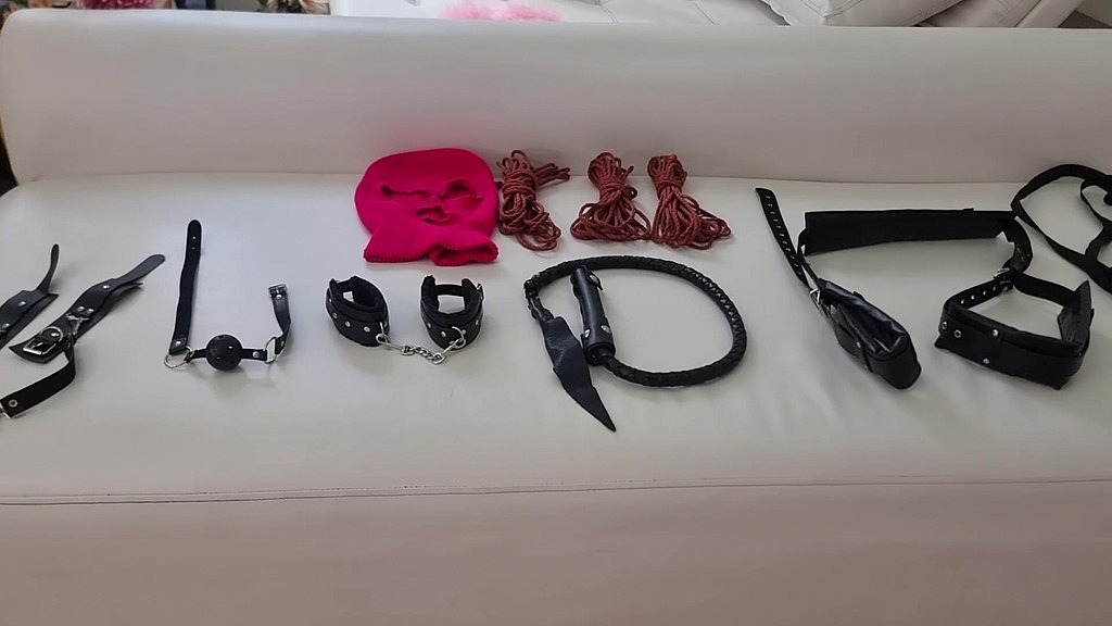 Bruno, David Bander, Rousse Black, L Brandon, Jans Laver: bts. кабала бдсм. Русе чорний + ссать. ltp325 (AnalVids.com) bts. bondage bdsm. rousse black + pissing. ltp325 (Bruno, David Bander, Rousse Black, L brandon, Jans laver)