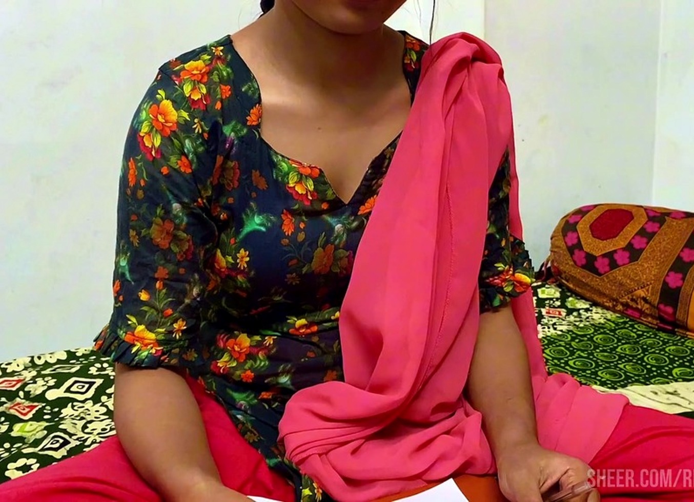 A Muslim Arabic Girl Fuck Alone Home