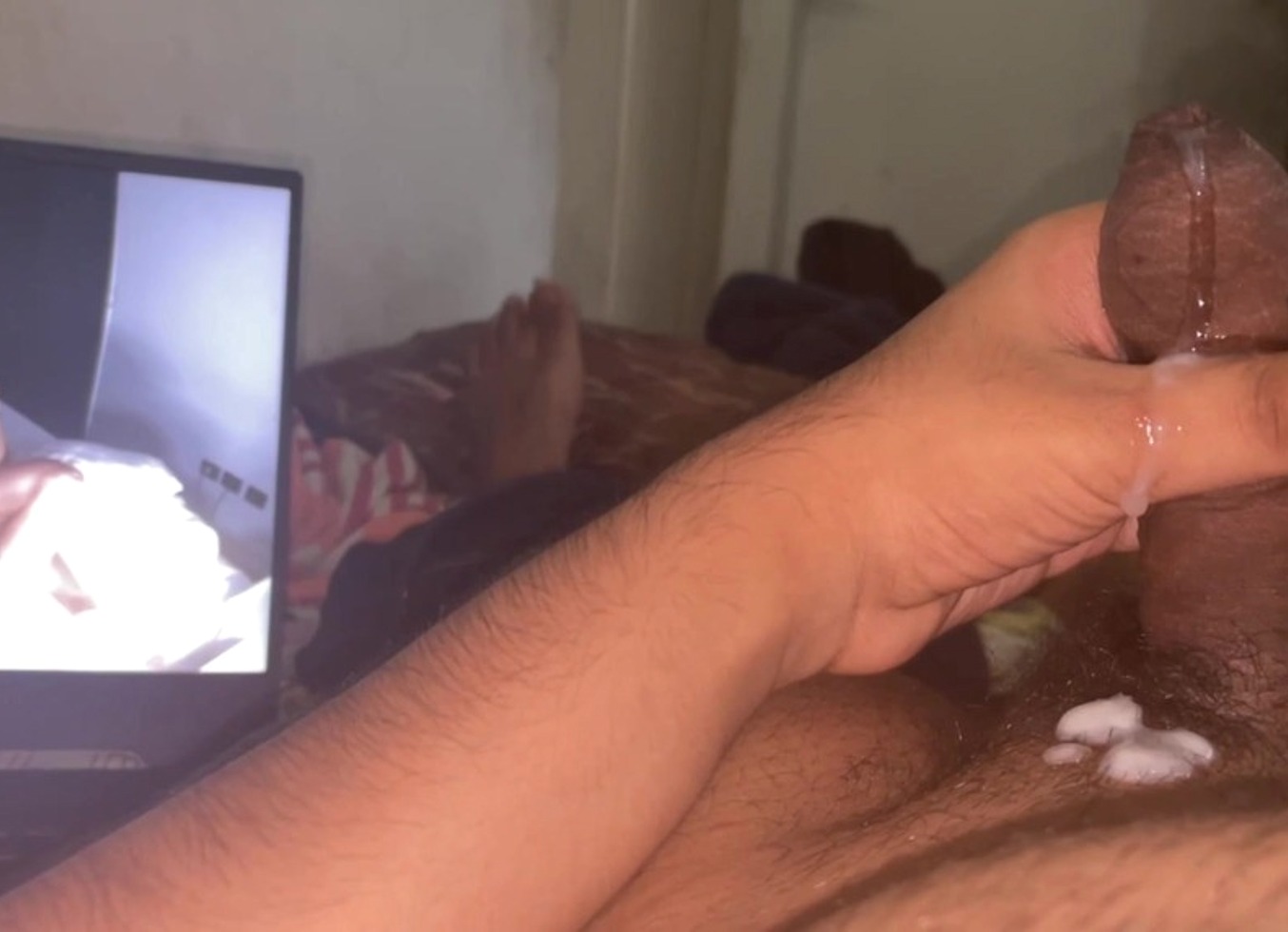Hot Guy Masturbating While Watching Porn