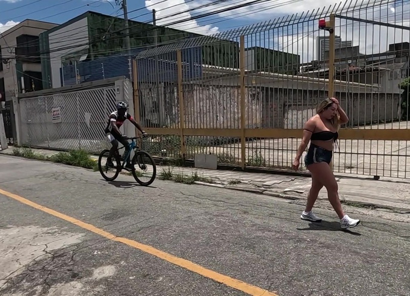 Encontrei Uma Loira Gostosa Na Rua Levei Pro Meu Ap E Fodi Gostoso Com Buceta E Cuzao Apertado