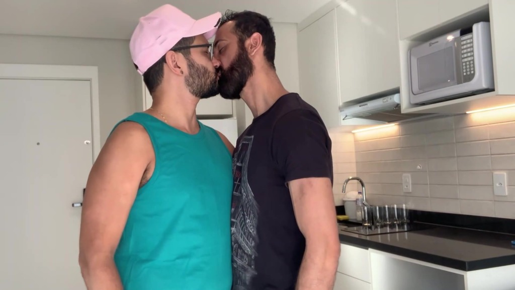 Marcos Goiano - Muscle Guy Fucking Bareback And Creampie