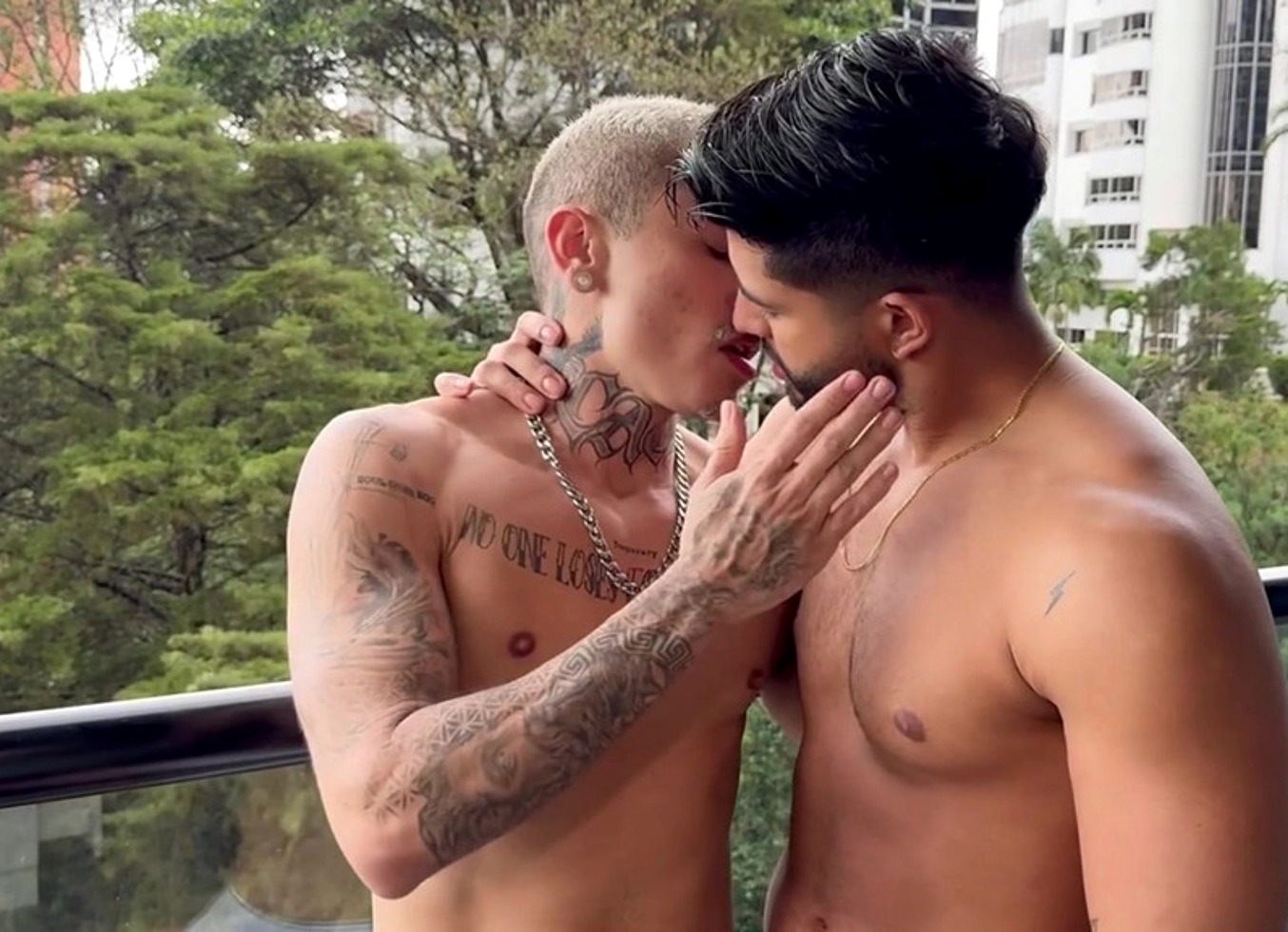 Dominador Tratando A Putinha Como Ela Merece