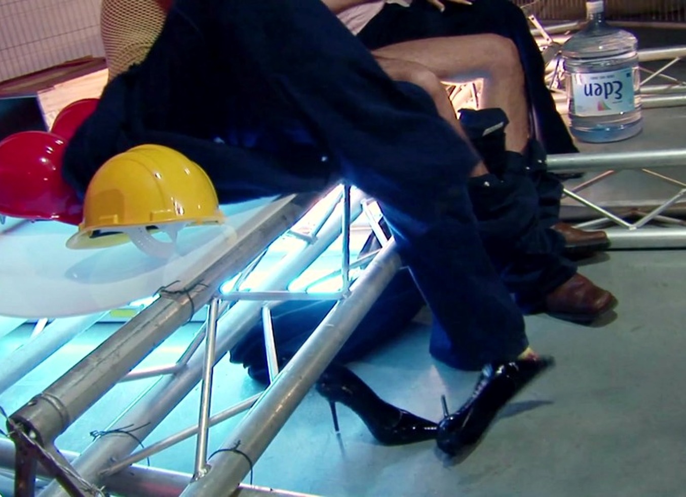 Kat Lee And Kit Lee Take Turns Getting Double Penetrated